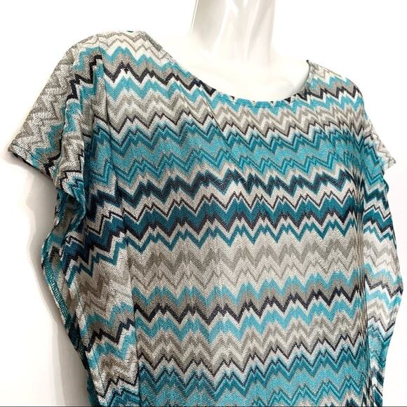 The Limited Flutter Sleeve Geometric Print Top - Picture 2 of 7